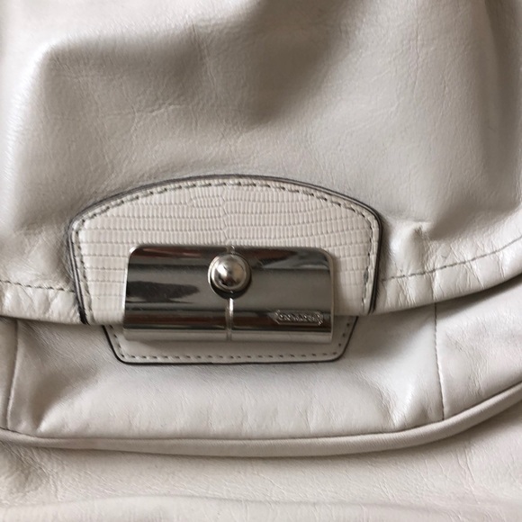 Coach handbag - Picture 2 of 3